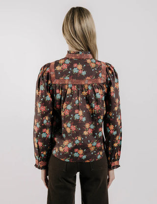 Sara Top, Lynda Anne Liberty