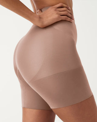 SPANXsculpt™ OnCore Mid-Thigh Short