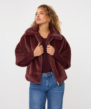 Merlot Poncho, Faux Fur