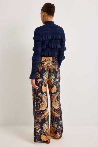 Beau Pant, Saddle