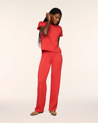 Airessentials Straight Leg Pant, Lip Stain