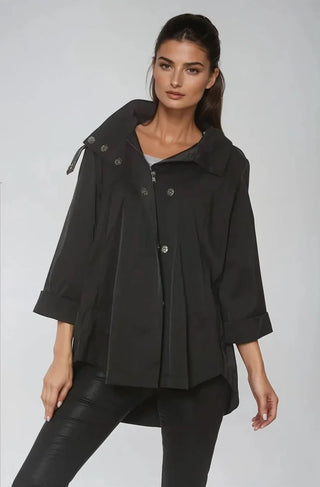 Nia Raincoat, Black