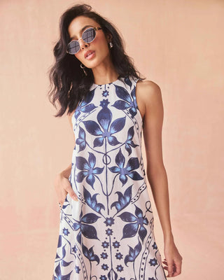 Maggie Midi, Ceci Bluestone